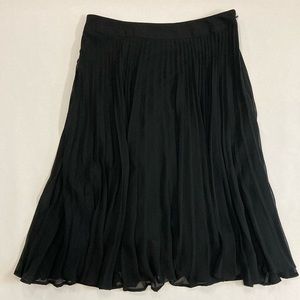 Express Black Pleated Chiffon Skirt size 6